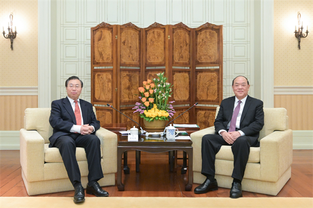 2024年2月26日，澳门特区行政长官贺一诚会见乐动官方网站_乐动（中国）
党委书记、董事长刘敬桢一行，双方就推动大健康产业发展、横琴粤澳深度合作区建设等议题交换意见-1.jpg